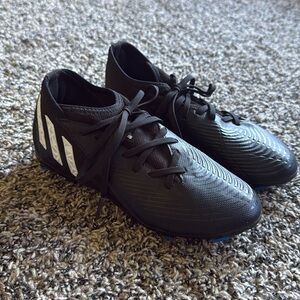 adidas Unisex Predator Edge.4 Flexible Ground Soccer Shoe - Kids Soccer Cleat